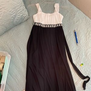 Fancy Girls Size 7 Dress. Daddy daughter dance! “Princess” in this Pretty dress